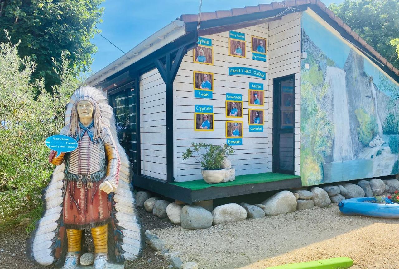 Camping Paradis Family Des Issoux Lalevade-dʼArdèche Exterior foto