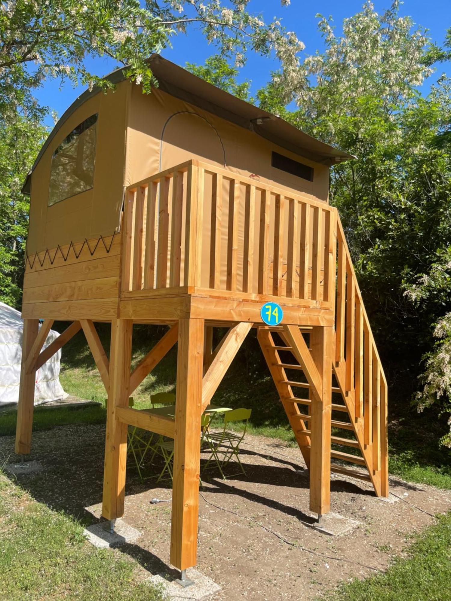 Camping Paradis Family Des Issoux Lalevade-dʼArdèche Exterior foto